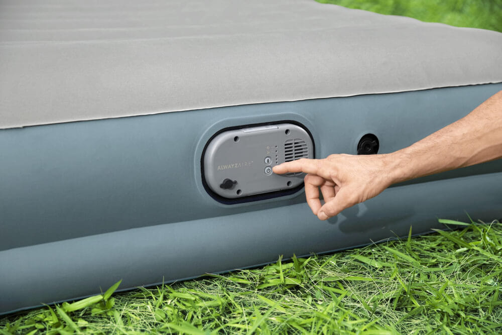 ที่นอนเป่าลม Bestway AlwayzAire Fortech Air Mattress Queen แบบชาร์จ
